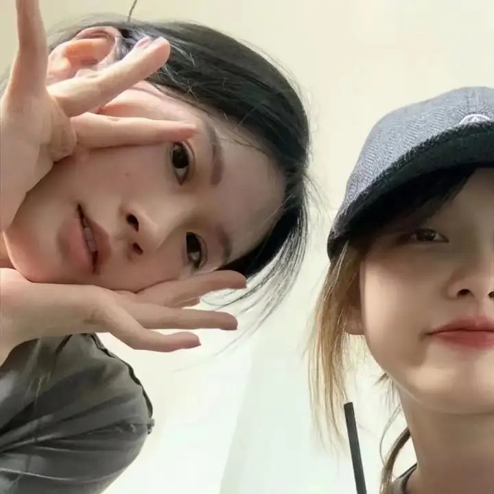 亡命女杰 海报